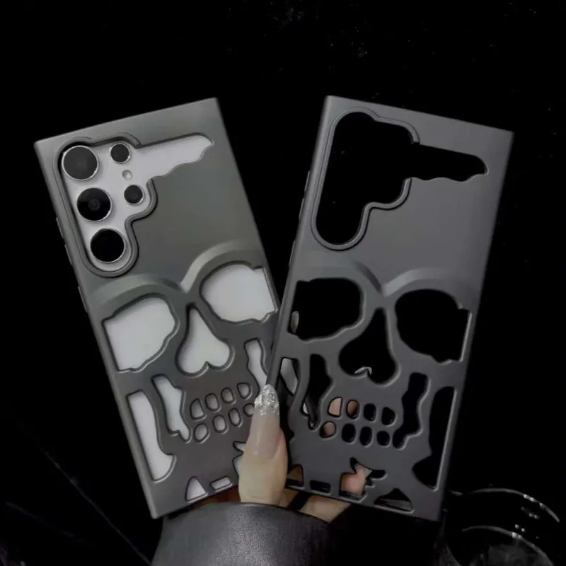 Funda de Anime con calavera hueca mate de lujo para Samsung Galaxy S24 Ultra S23 Plus S24Ultra disipación de calor cubierta dura a prueba de golpes