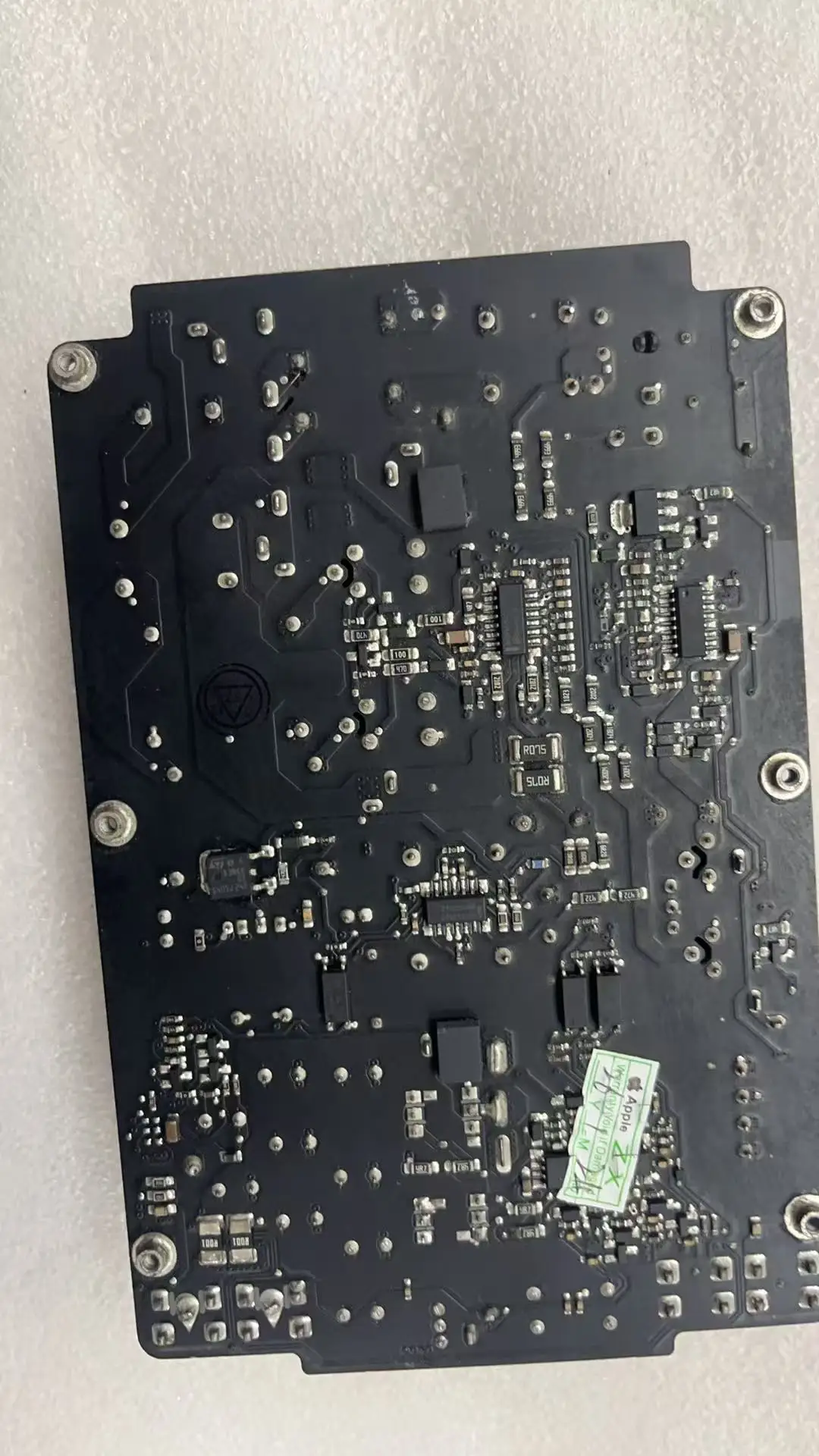 Fuente de alimentación original Mac Pro A1481 2013 - imagen 3