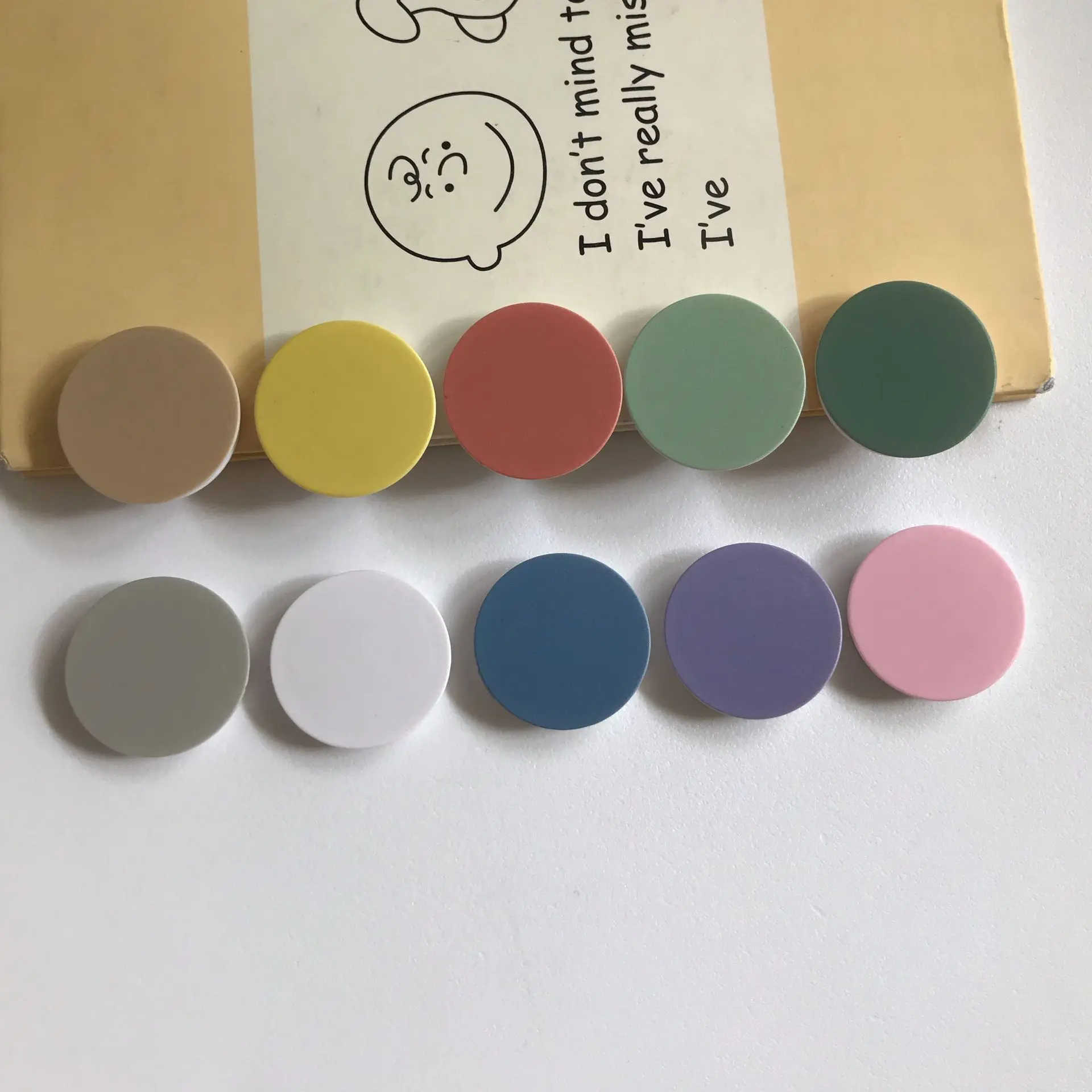 Soporte de anillo para dedo para IPhone 15, Samsung, soporte para teléfono móvil, agarre Tok, soporte plegable de bolsillo de Color sólido - imagen 5