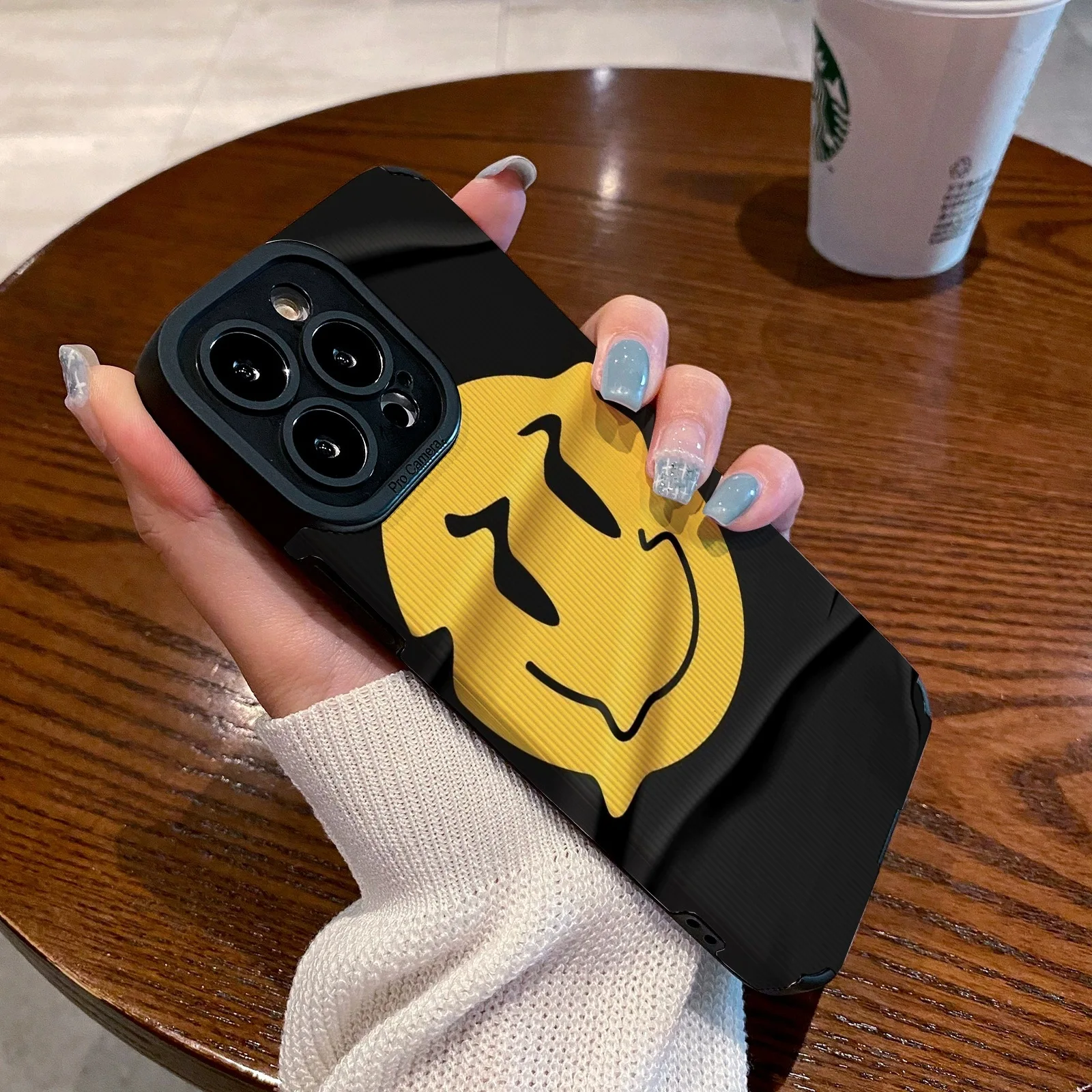 Funda bonita con cara sonriente retorcida para iPhone 15 12 14 11 13 Pro Max Mini SE X XS XR 7 8 Plus, funda de cuero de silicona a prueba de golpes