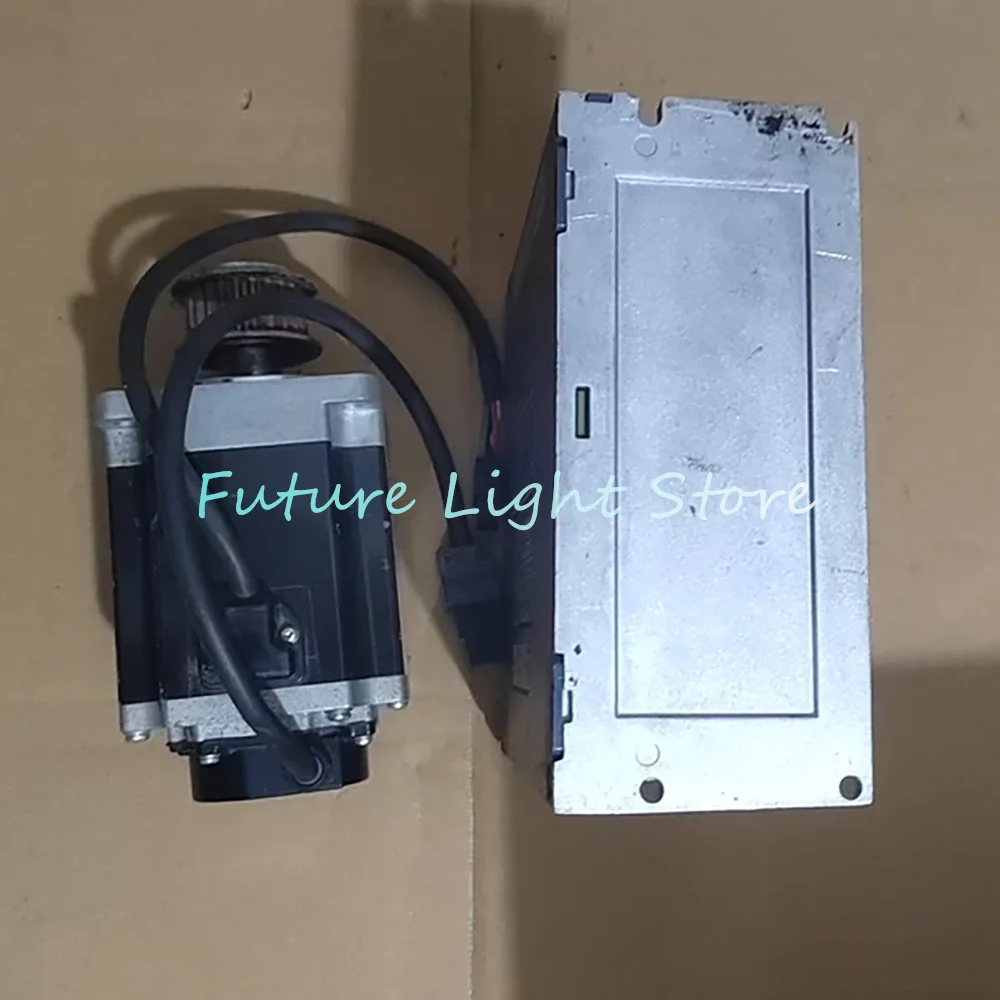 Servoaccionamiento RYH751F5-VV2 750W combinado con motor GYB751D5-RC2 - imagen 5