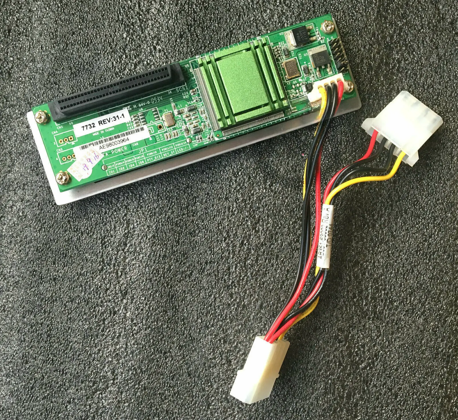 Adaptador de puente ACARD AEC-7732 Ultra SCSI a SATA, para SATA ODD - imagen 2