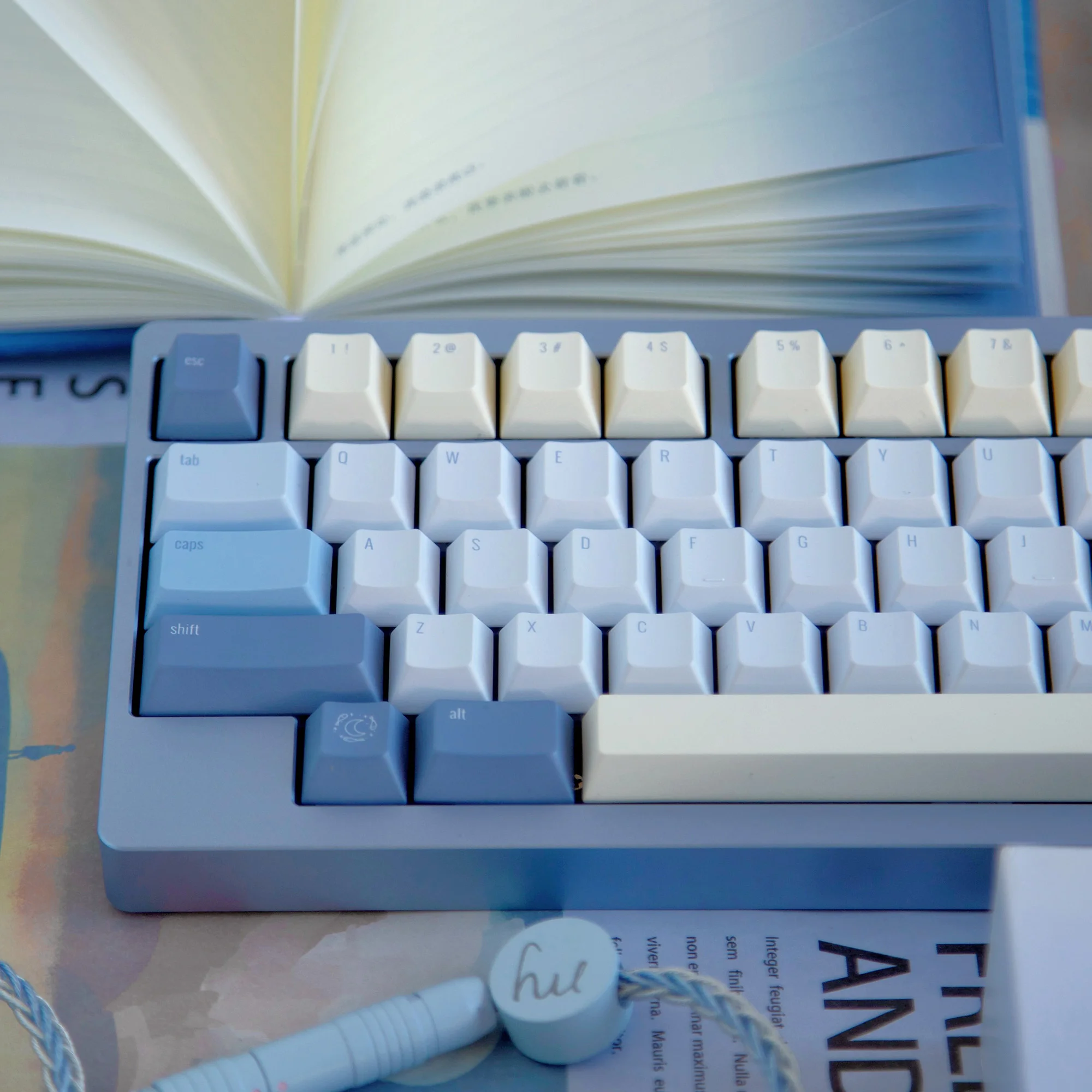 Echokeys Moon Rises Over The Sea Cherry Profile PBT tinte subcama teclas para teclado mecánico EZ63 Made68 Wooting 60HE 80HE