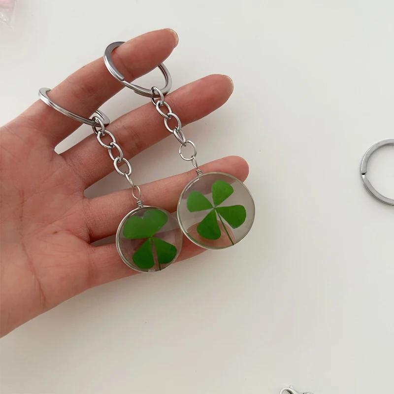 LLavero de trébol de la suerte verde, colgante de cristal de trébol de la suerte, correa para teléfono, nuevo, 1 piezas