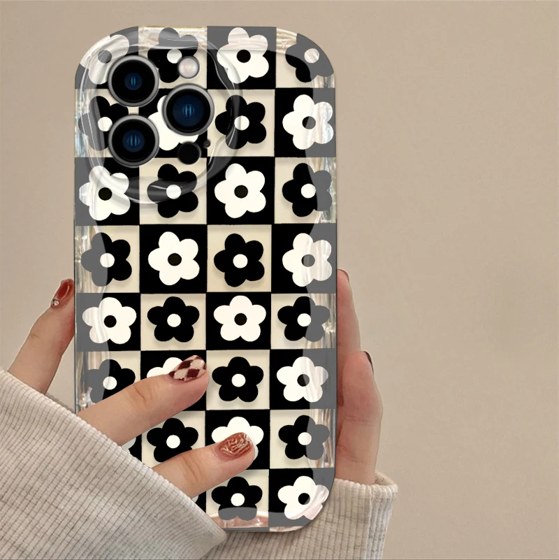 Funda ondulada con patrón de tablero de ajedrez de amor y flores para iPhone 17 Air 16 E 15 14 Plus 13 12 Mini 11 Pro Max, Fundas traseras a prueba de golpes - imagen 4