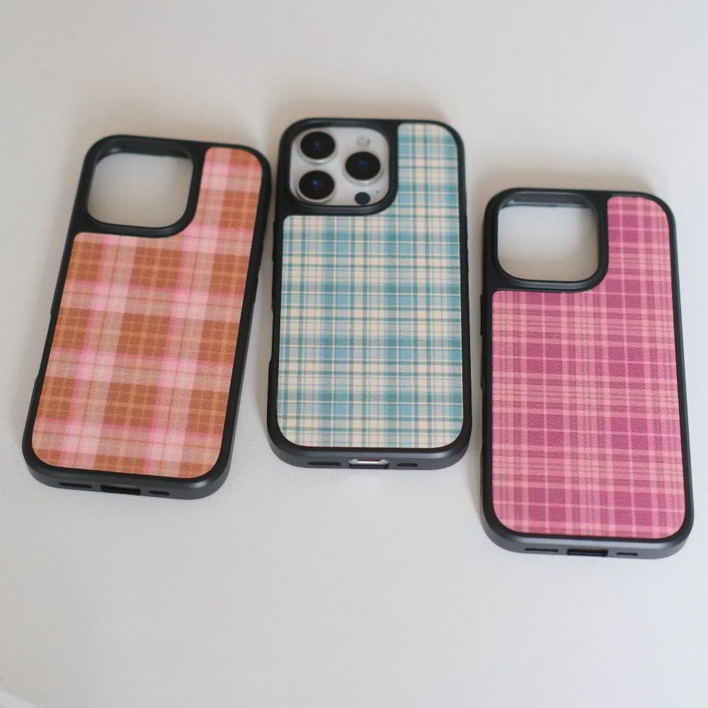 Funda de teléfono con textura de cuero y marco negro a cuadros Retro para iPhone11/12/13/14/15/16/17 Pro Max, patrón de cuadros multicolor - imagen 2
