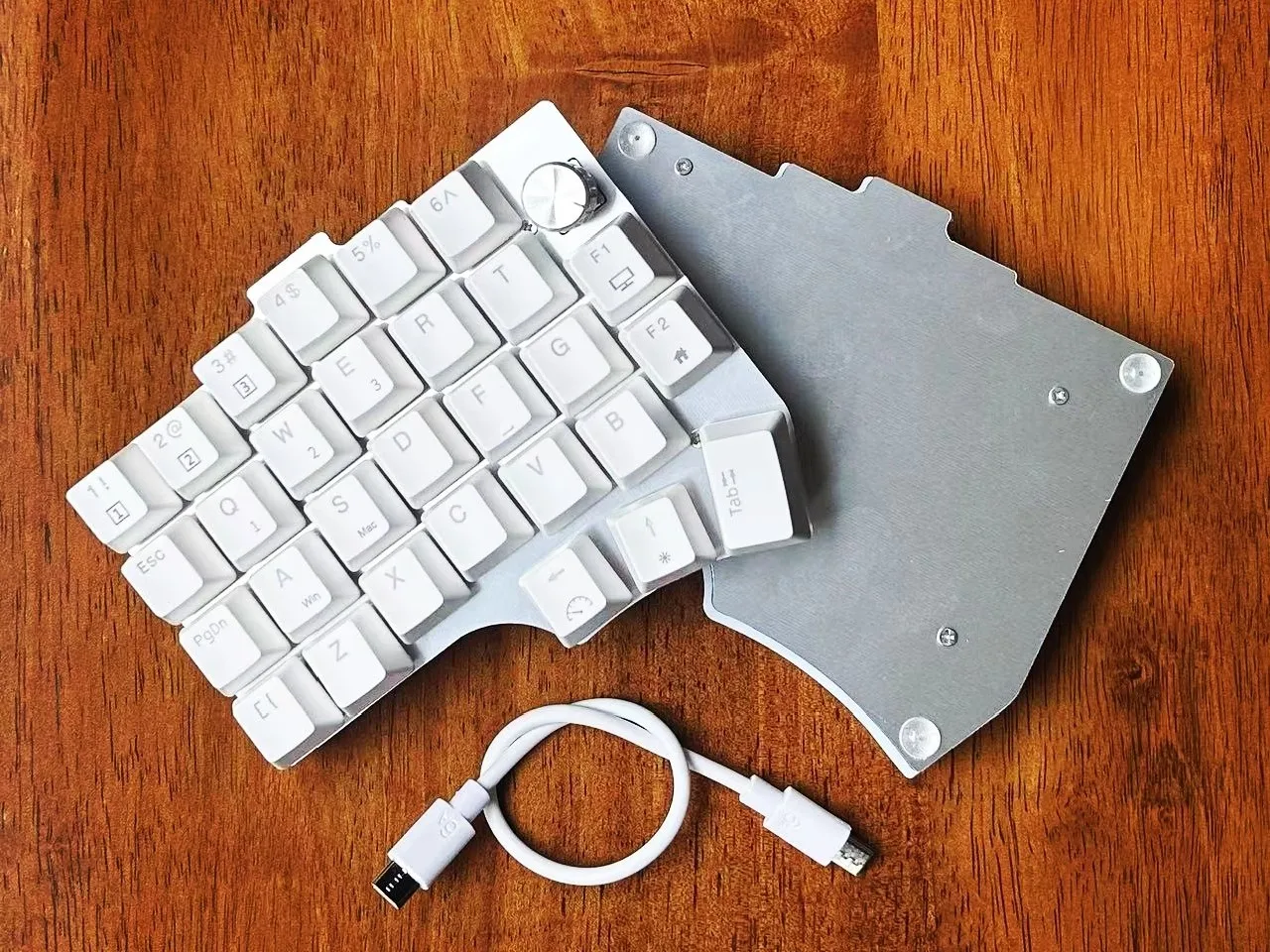 Kit de teclado dividido V6e, teclado mecánico dividido para juegos ergonómico de intercambio en caliente monomodo con cable, diseño de 9 capas, compatible con VIAL Keymap - imagen 4