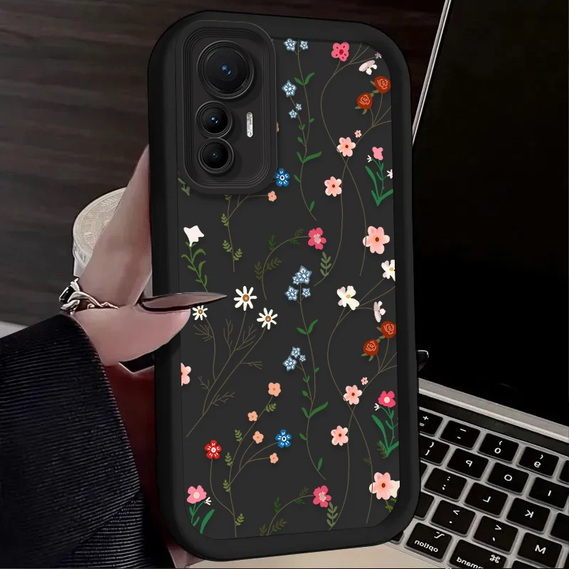Bonita funda con patrón Floral para Xiaomi Poco X7 X6 X5 X3 NFC F7 F6 F5 F3 M7 M6 Pro 4G 5G Mi 12 11 Lite NE 5G 13T 12T 11T 14T Pro - imagen 3