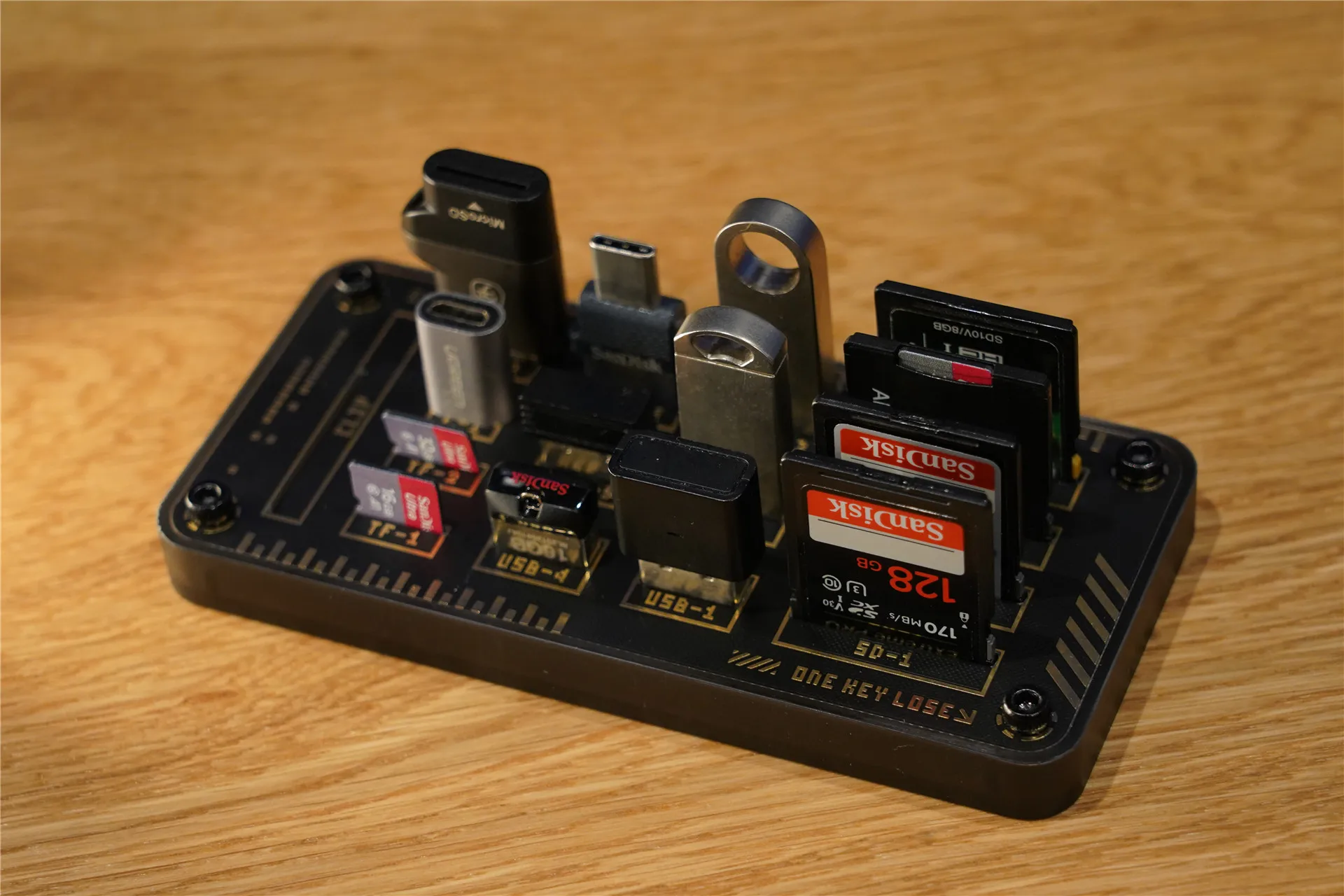 EleksMaker Tarjeta de memoria de madera Original tarjeta SD caja de almacenamiento de tarjeta TF adorno de mesa regalo para novio - imagen 4