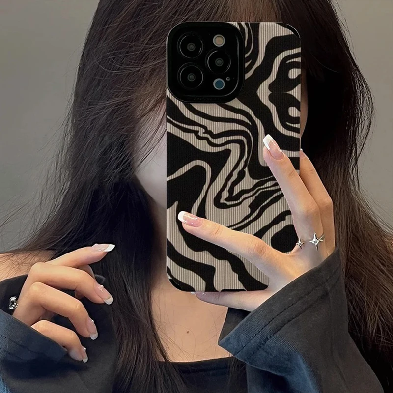 Funda de cuero de silicona arrugada a rayas de cebra a la moda para iPhone 13 14 11 15 16 Pro Max 12 Mini cubierta completa suave a prueba de golpes - imagen 5