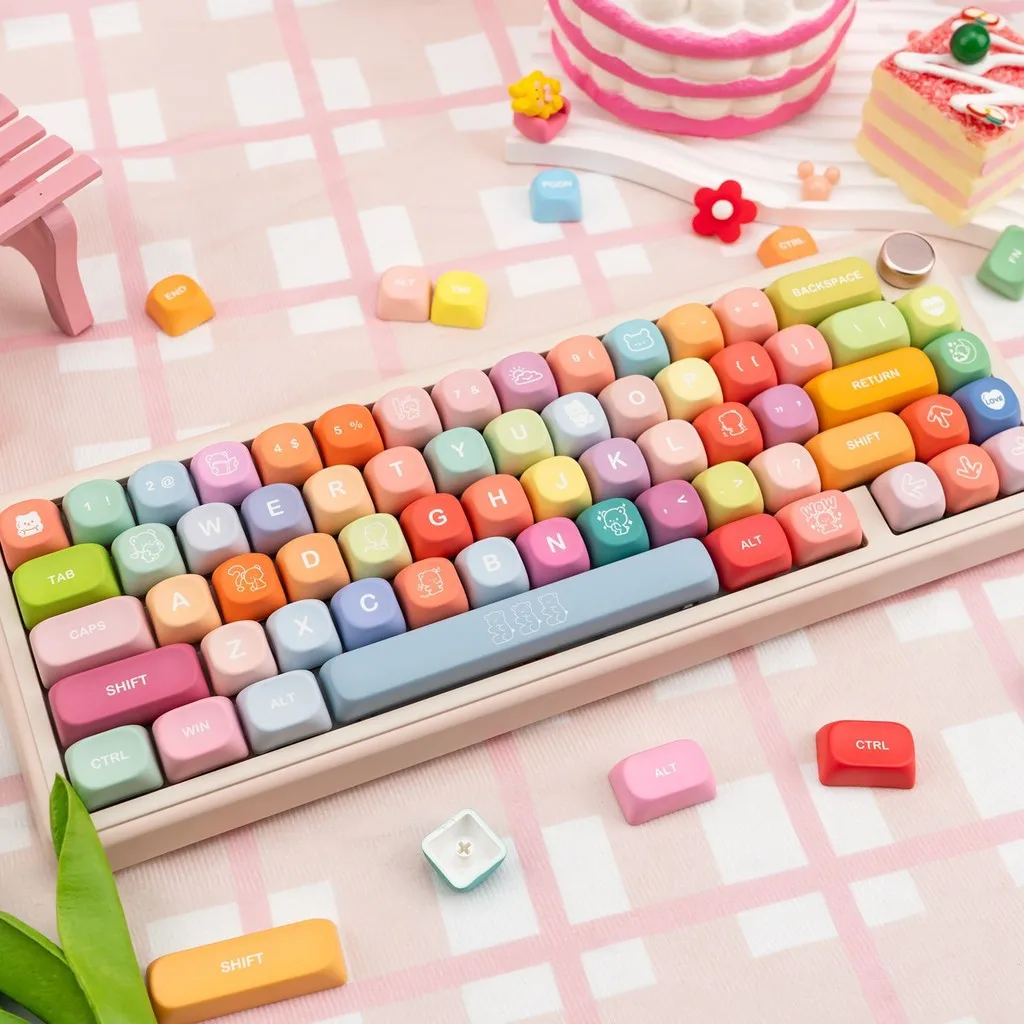 Little Bear Gummy Keycaps MOA Height Keycaps PBT Sublimación de calor de cinco caras Compatible 61/68/75/84/87/98104