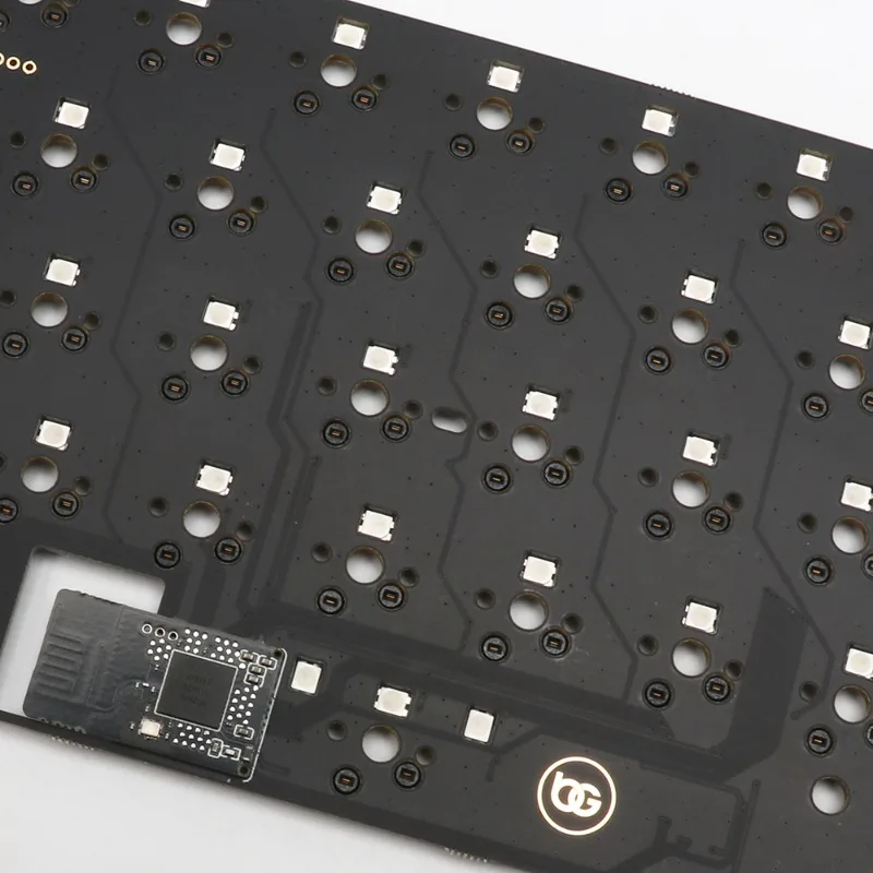 BG64M V2 cambio izquierdo 64 PCB triodo GH60 con cable y Bluetooth 2,4G RGB tipo C señal inalámbrica + accesorios de teclado mecánico - imagen 4