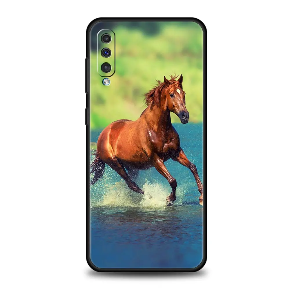 Funda de teléfono con diseño de caballo corriendo para Samsung A54 A52 A24 A14 A50 A72 A70 A30 A40 A20S A20E A02S A12 A22 A34 A42 A32 5G A04s - imagen 4