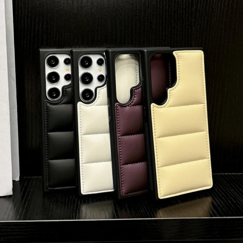 Funda de teléfono acolchada de tela suave de lujo para Samsung S25 S24 S23 S22 Ultra Plus, funda trasera de silicona para Galaxy S25 + Funda - imagen 3