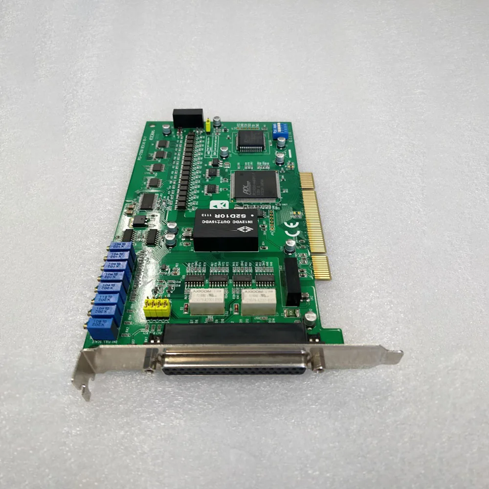 PCI-1720 Tarjeta de salida analógica aislada de 4 canales Tarjeta de desmontaje original PCI-1720U