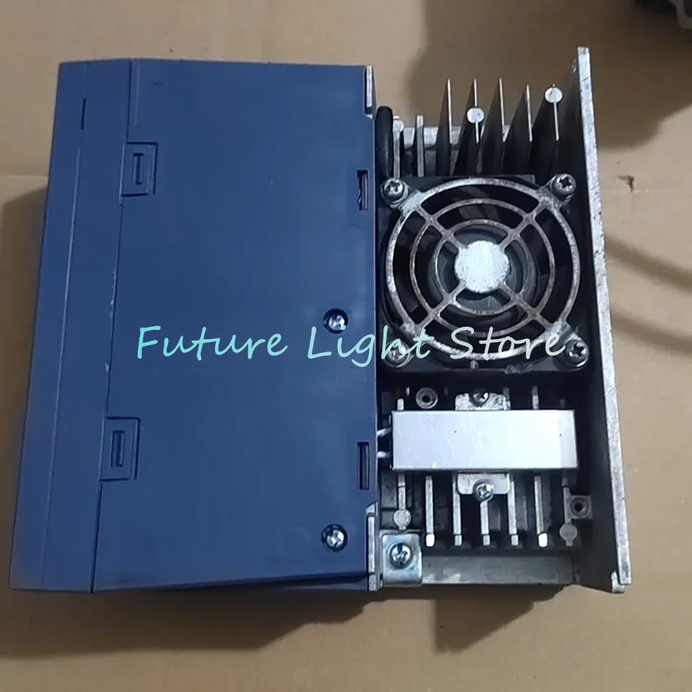 Servoaccionamiento RYH751F5-VV2 750W combinado con motor GYB751D5-RC2 - imagen 4