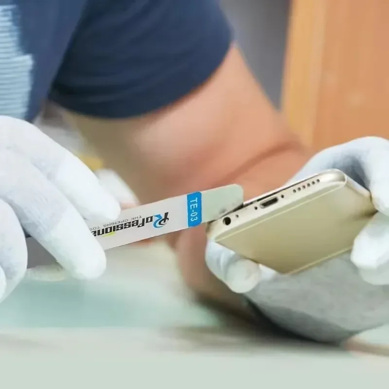 Cellphones & Telecommunications