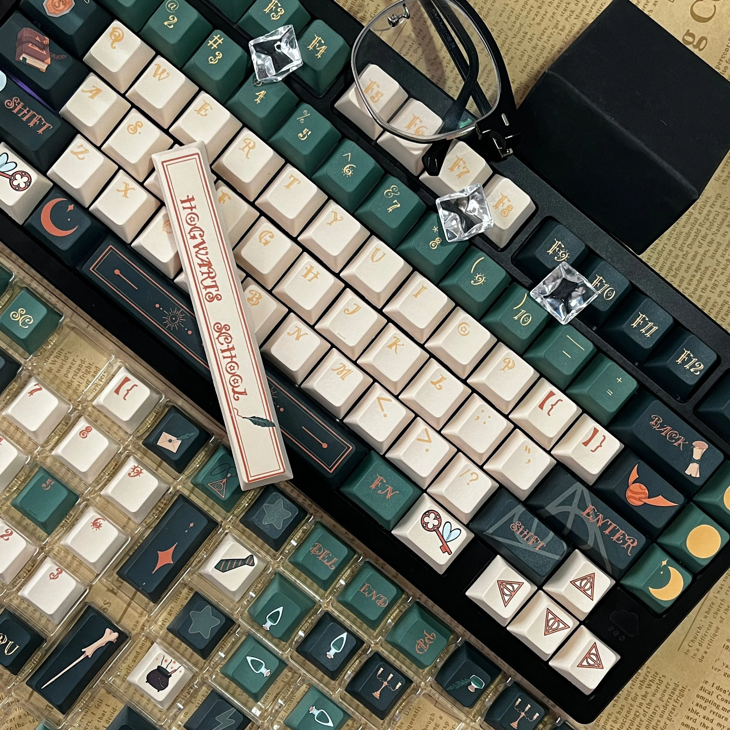 Slytherin Keycap verde blanco Color a juego película Sense Keycap cinco lados proceso de sublimación térmica Cherry Pbt 131 teclas Keycap