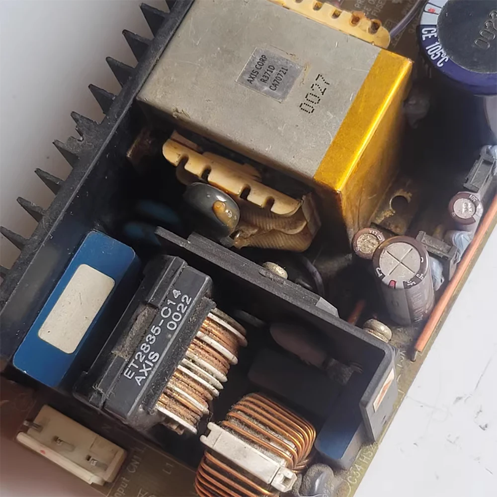 Fuente de alimentación con modo de conmutación ZWS150PF-48/J - imagen 3