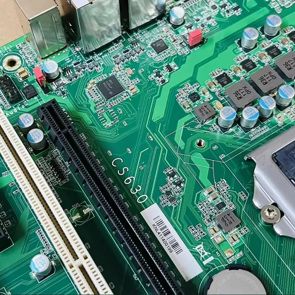 Para la placa base industrial DFI CS630 admite procesadores de 8. a/9a generación - imagen 2