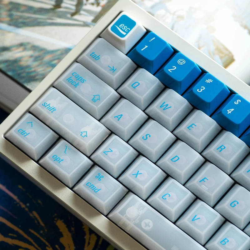 KamakuraAoi-teclas semitransparentes personalizadas PBT, Base brillante azul y blanca, teclas bonitas y simples con puntos de teclado de eje magnético - imagen 4