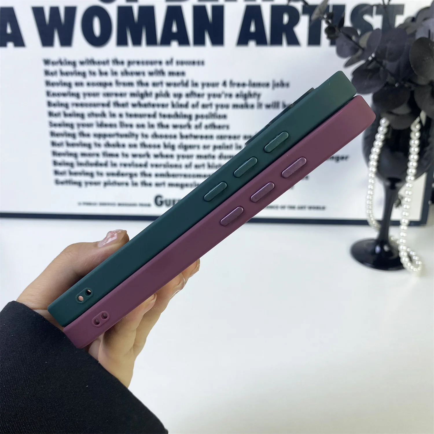 Funda mate translúcida a prueba de golpes para iPhone 16, 15, 14, 13, 12, 11 Pro Max Plus, carga inalámbrica magnética de lujo para funda Magsafe - imagen 5