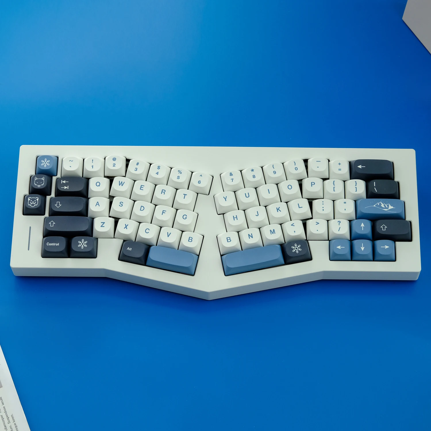 GMK Arctic-Juego de 146 teclas, teclas de subcama con tinte PBT, perfil MA, con cambio de 1.75U 2U, ISO Enter para teclados personalizados - imagen 2