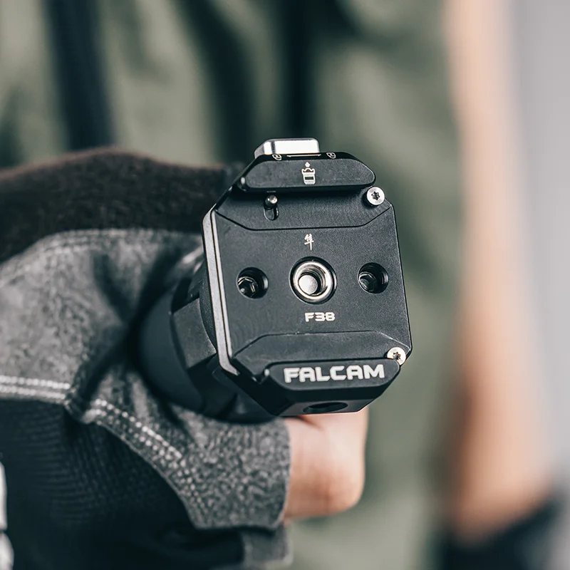 Ulanzi Falcam F38 Placa de liberación rápida Arca Swiss multiagujero Universal DSLR Cámara cardán Base de interruptor rápido 1/4 ''3/8'' Tornillo - imagen 4