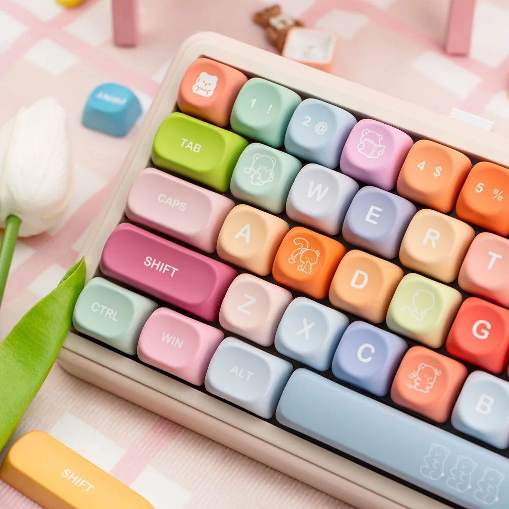 Little Bear Gummy Keycaps MOA Height Keycaps PBT Sublimación de calor de cinco caras Compatible 61/68/75/84/87/98104 - imagen 4