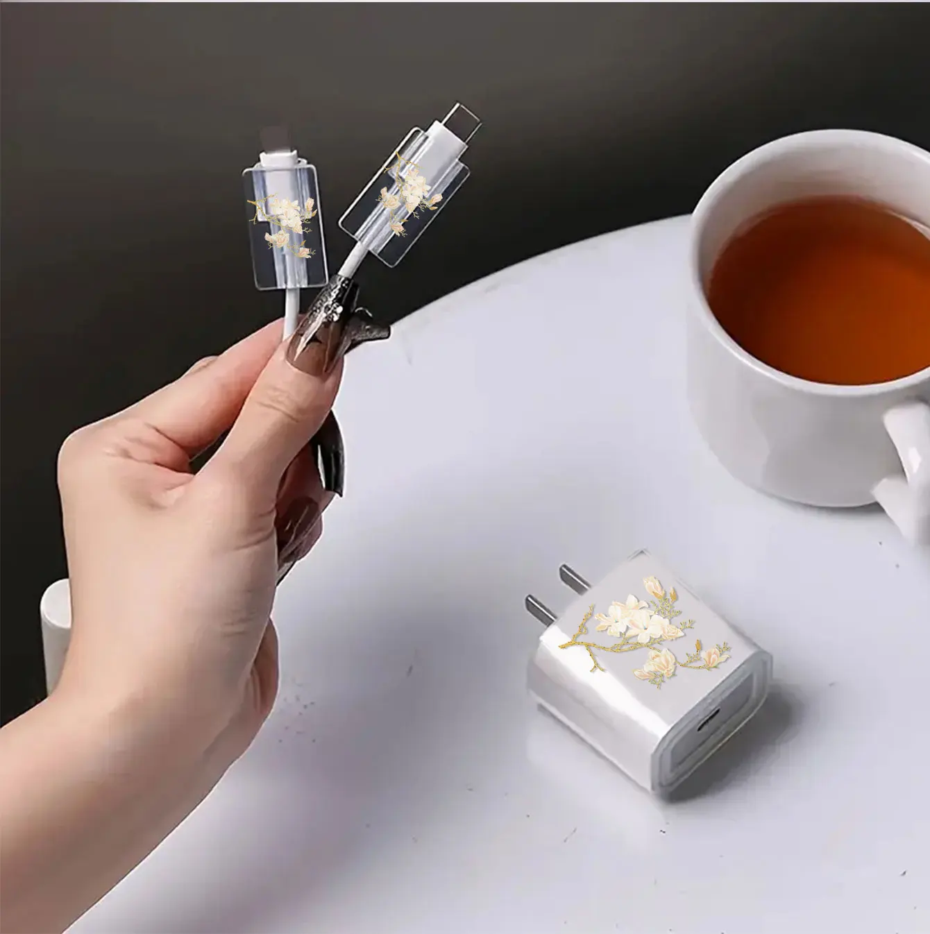 Funda protectora de flores amarillas para IPhone 16 15 14 Pro Max 18/20W cargador y Protector de carga enrollador de cable de datos - imagen 5