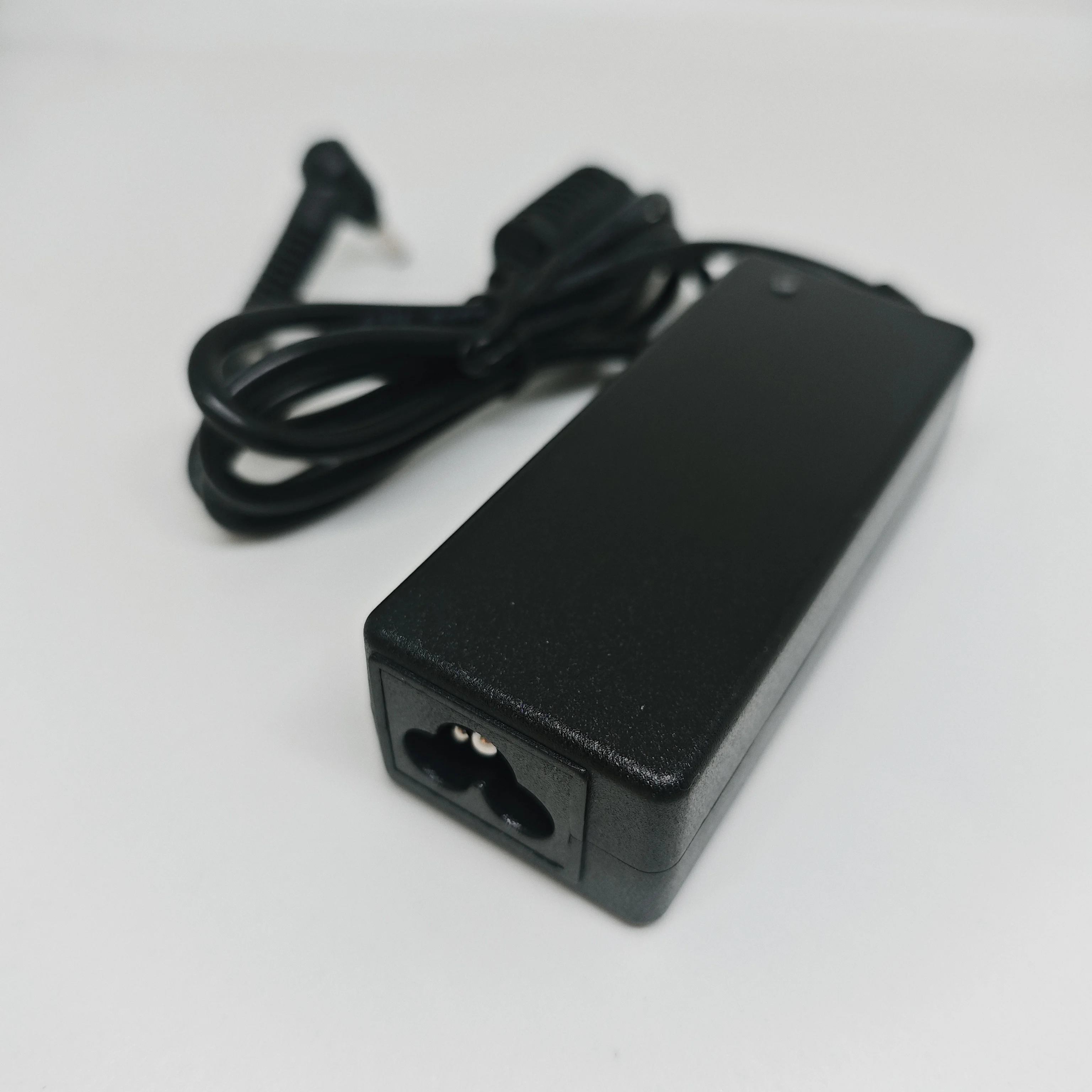 Adaptador de CA 45W 19V 2.37A 4,0*1,35mm adaptador de cargador de ordenador portátil para Asus Zenbook UX305 UX21A UX32 X201E X202E U3000 UX52 Power - imagen 5