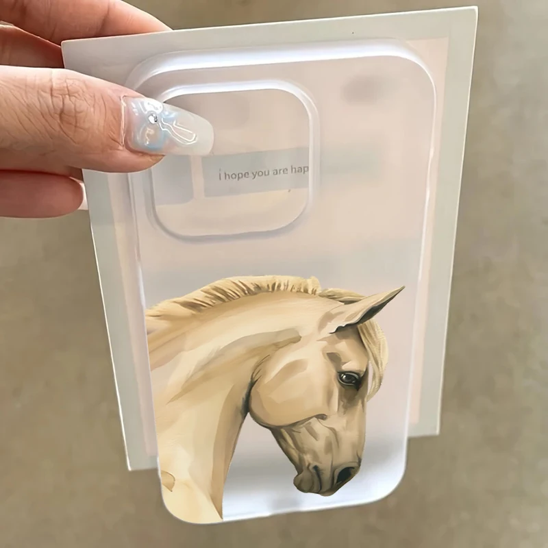 Funda translúcida mate con cara lateral de tinta a la moda de caballo blanco para iPhone 11 12 13 14 15 16 17 Pro Max XS XR X 7 8 Plus 16E Air Cover