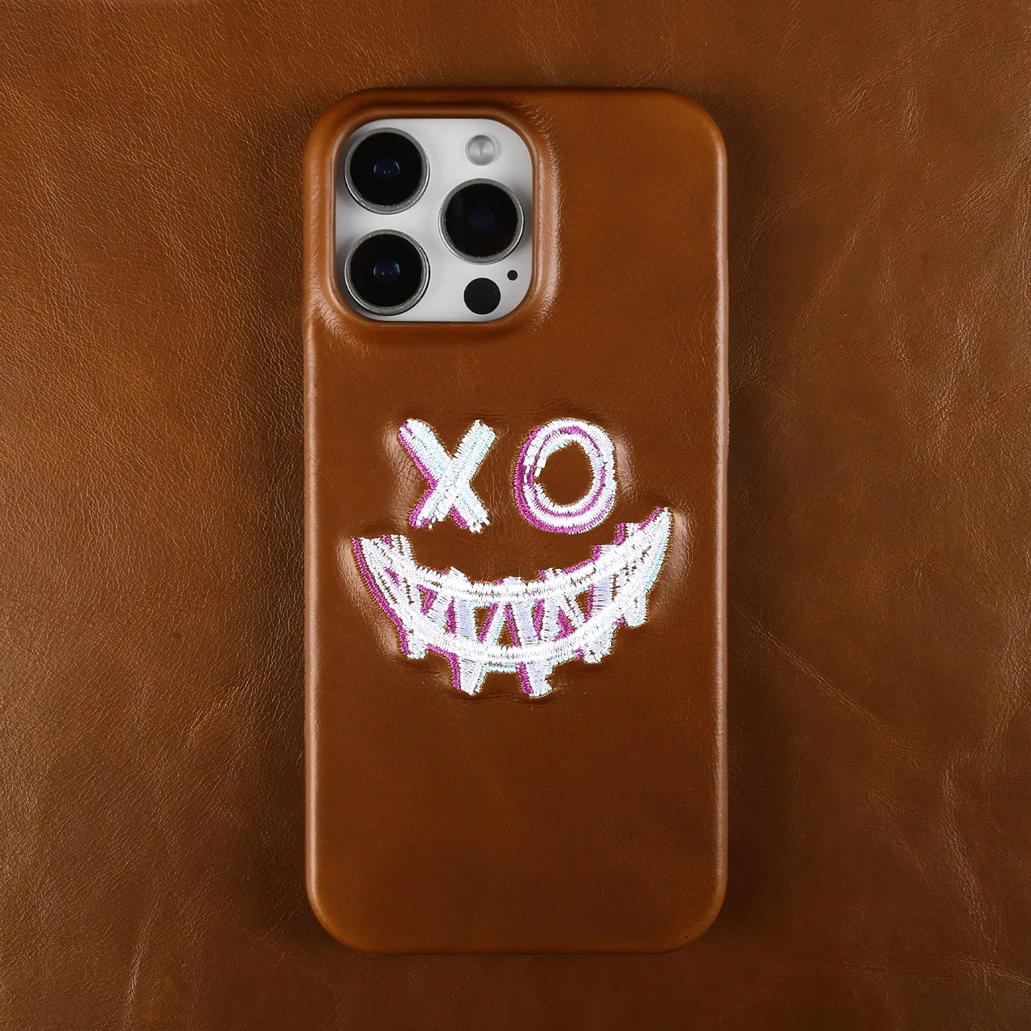 Funda de teléfono de cuero genuino con bordado Retro para Iphone 16 Pro Max, funda protectora trasera Vintage estética 15 13pro 14 12 11