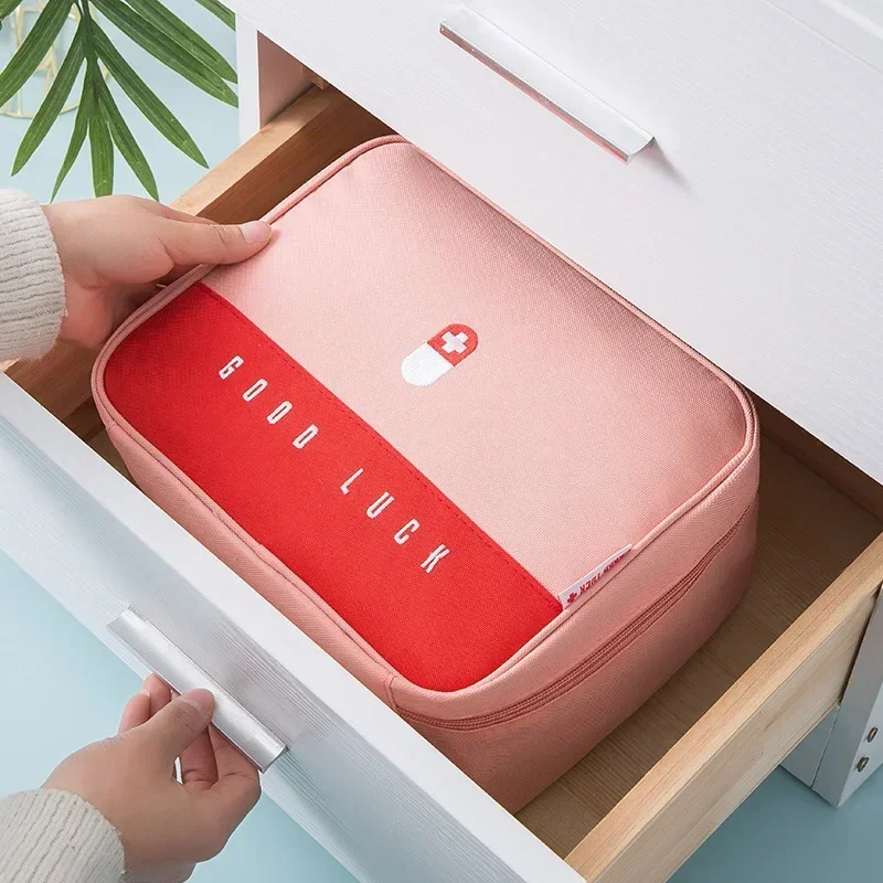 Bolsa de almacenamiento de medicina de tela portátil, botiquín de primeros auxilios familiar en capas gruesas de gran capacidad - imagen 5