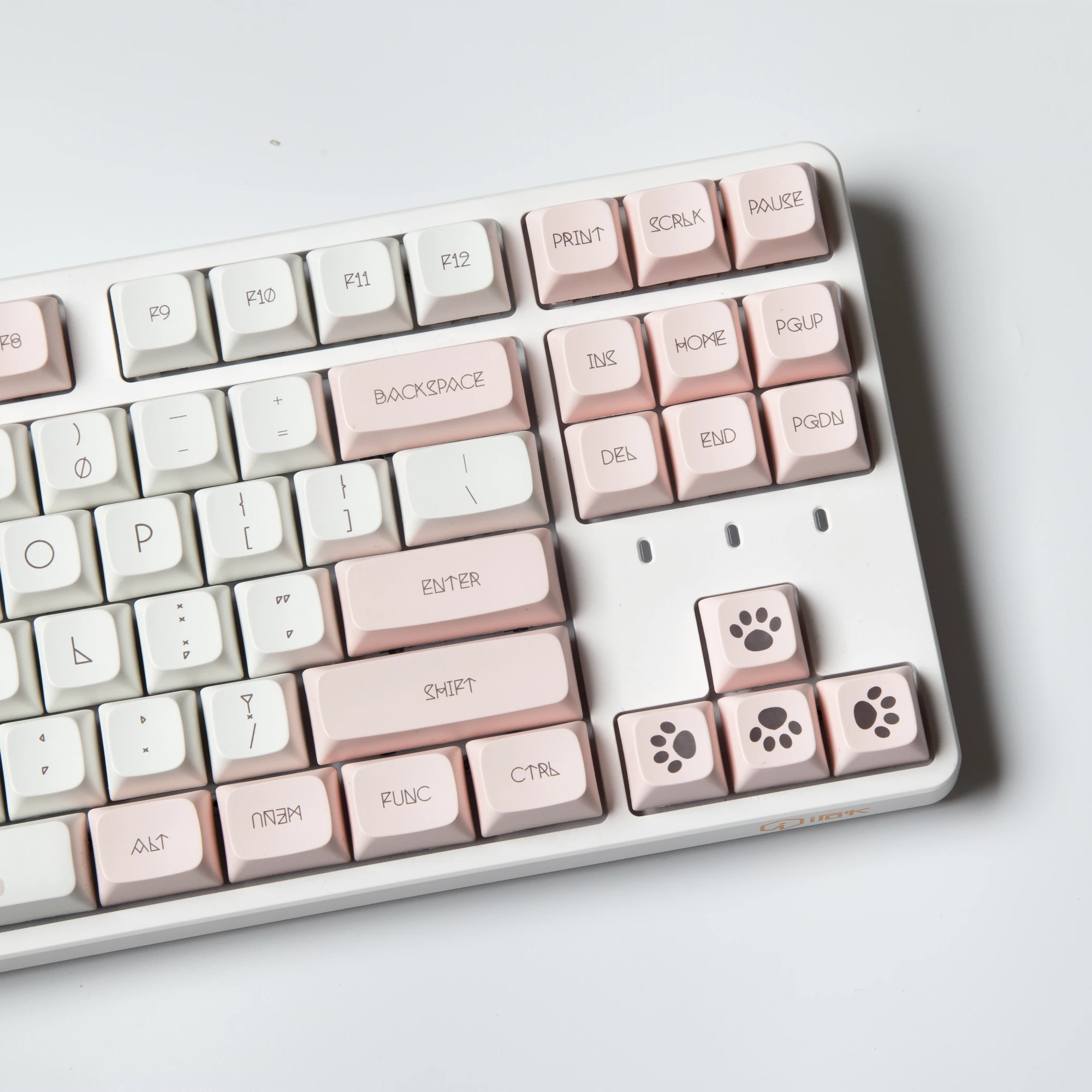 GMK-Tapa de tecla PBT Dye Sub XDA, perfil de 136 teclas, GMK Chis Cat, color rosa, lindo Cat DYE-SUB, Teclado mecánico para juegos - imagen 2