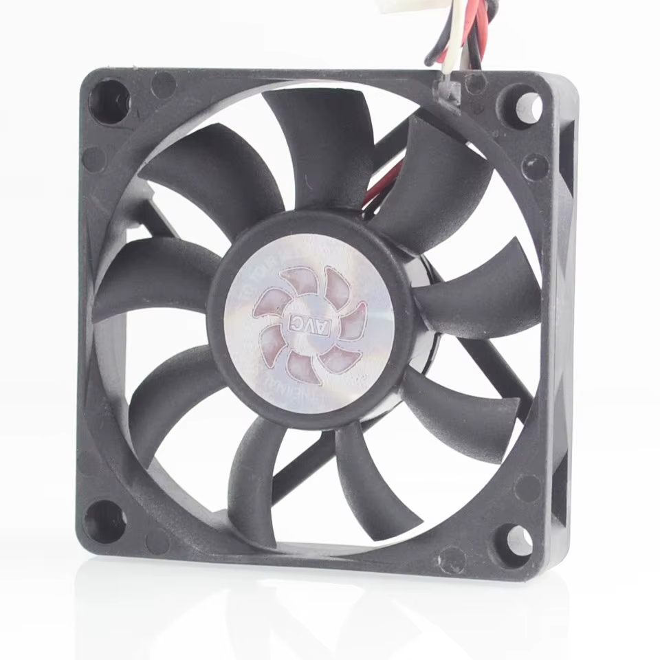 Ventilador de refrigeración de CPU, nuevo ventilador de refrigeración de 7CM y 70mm con vientos de 7015 0.7A DC12V DE07015R12U 70*70*15mm para AVC - imagen 4