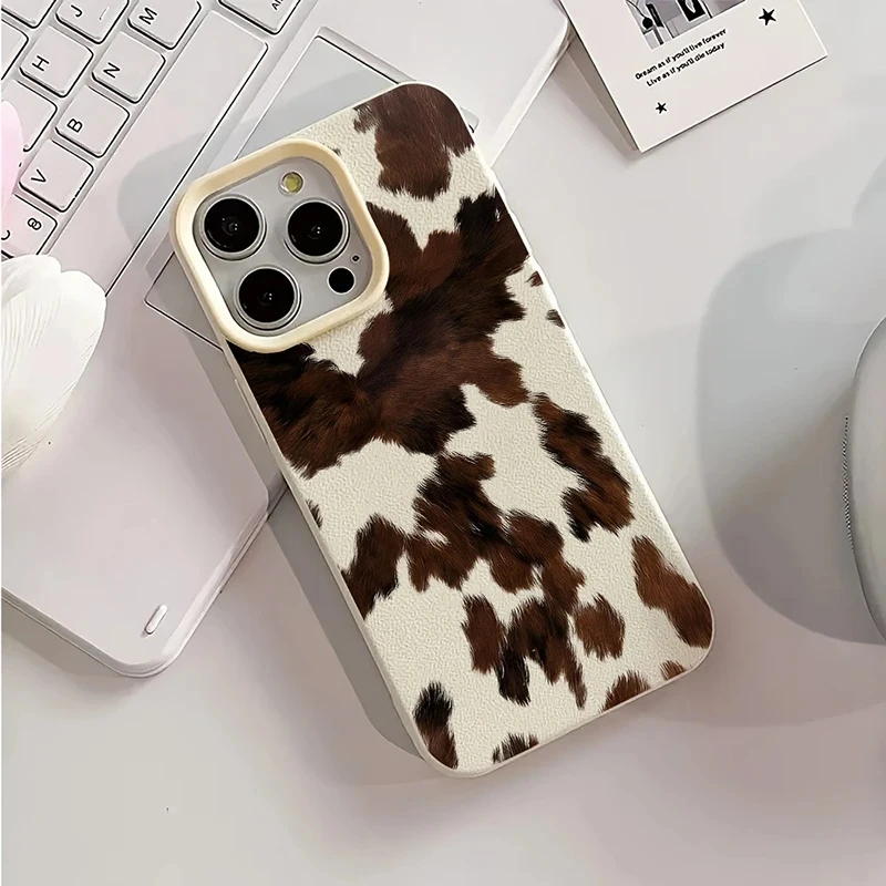 Funda de teléfono con textura de lichi y diseño creativo de vaca lechera para Xiaomi Redmi Note 14 Pro5G 12 13 11 10 Pro Plus Redmi 13C 14C 15C - imagen 3