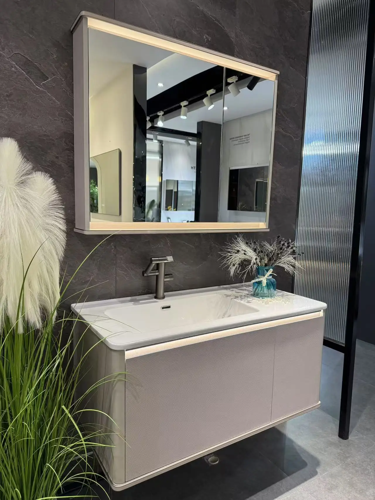 Muebles de baño de diseño moderno, espejo colgante de pared, mueble de baño, juego de espejo de maquillaje para Hotel, apartamento, dormitorio y baño - imagen 4