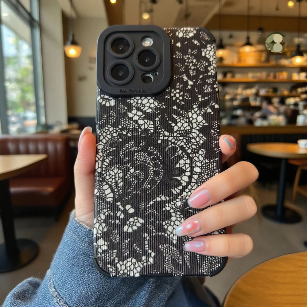 Funda de silicona con tótem de hoja blanca y negra a la moda para iPhone 16 15 14 13 12 11 Pro Max Mini Plus XS XR 16E funda suave a prueba de golpes