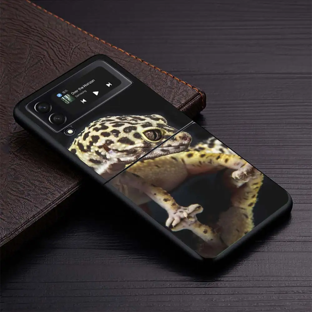 Fundas de teléfono negras de lagartos Geckos para Samsung Z Flip 7 6 5 4 3 Galaxy de lujo ZFlip7 ZFlip6 Flip5 Flip4 Flip3 funda Z Flip 6 - imagen 4