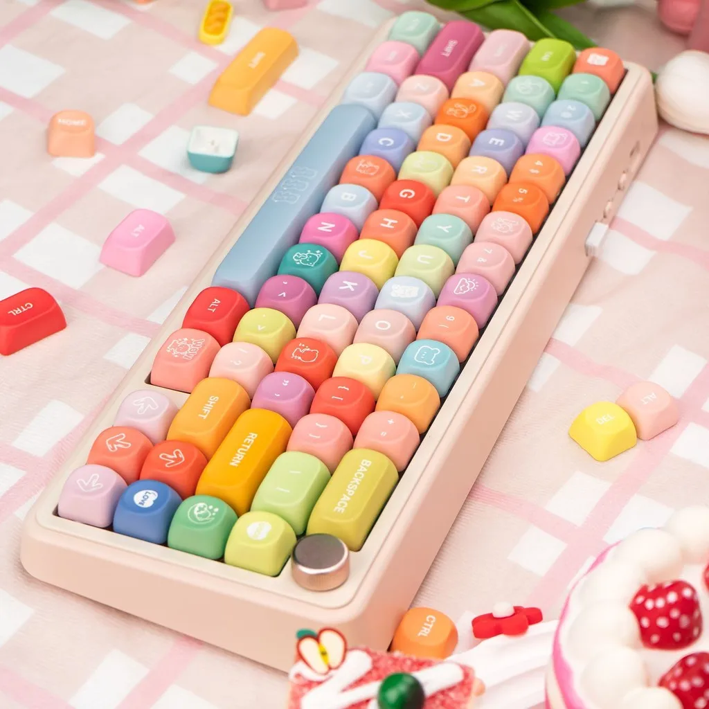 Little Bear Gummy Keycaps MOA Height Keycaps PBT Sublimación de calor de cinco caras Compatible 61/68/75/84/87/98104 - imagen 2