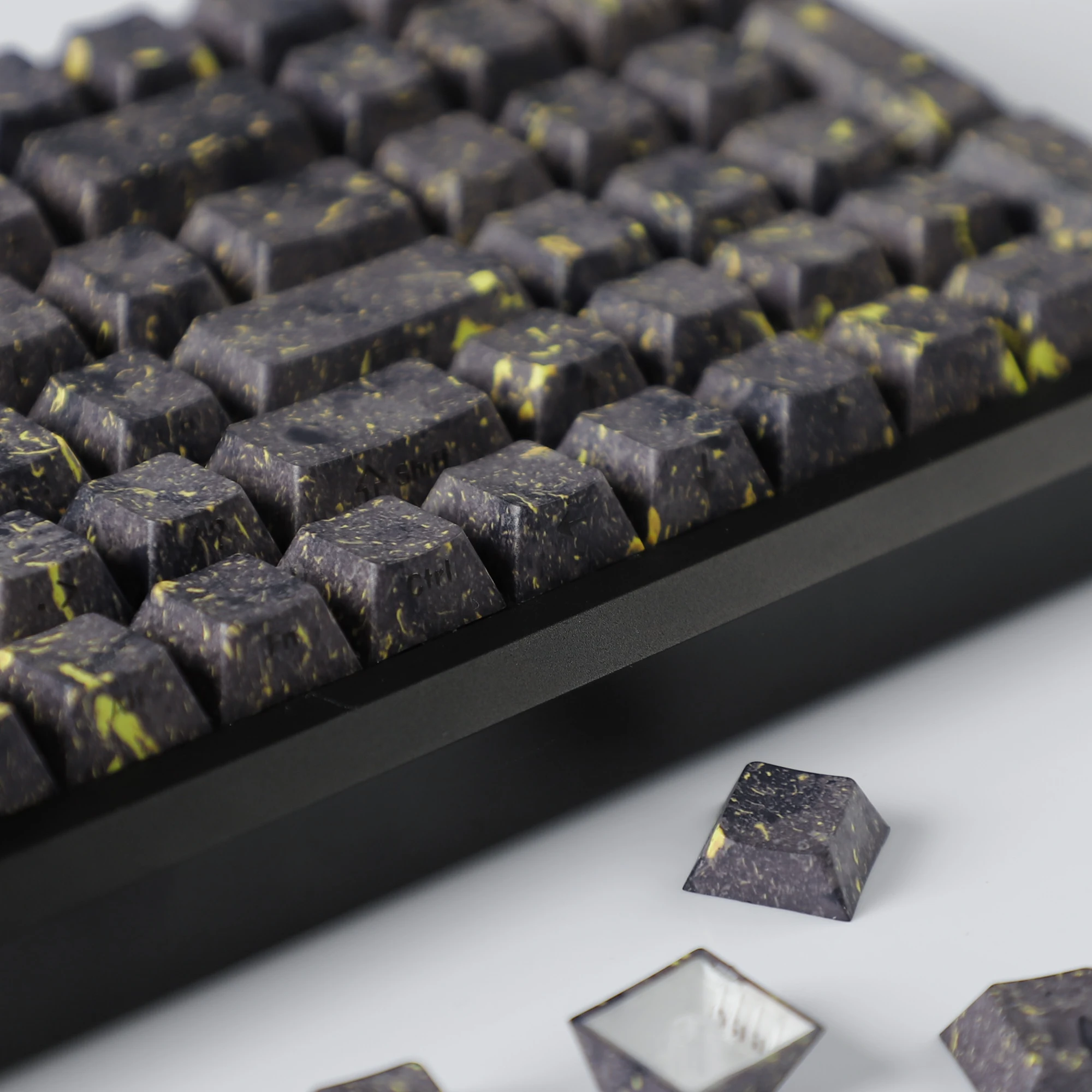 YMDK-teclas con patrón de oro y negro, 136 teclas, juego completo de teclas laterales, perfil PBT Dye Sub Cherry para teclado mecánico MX - imagen 5