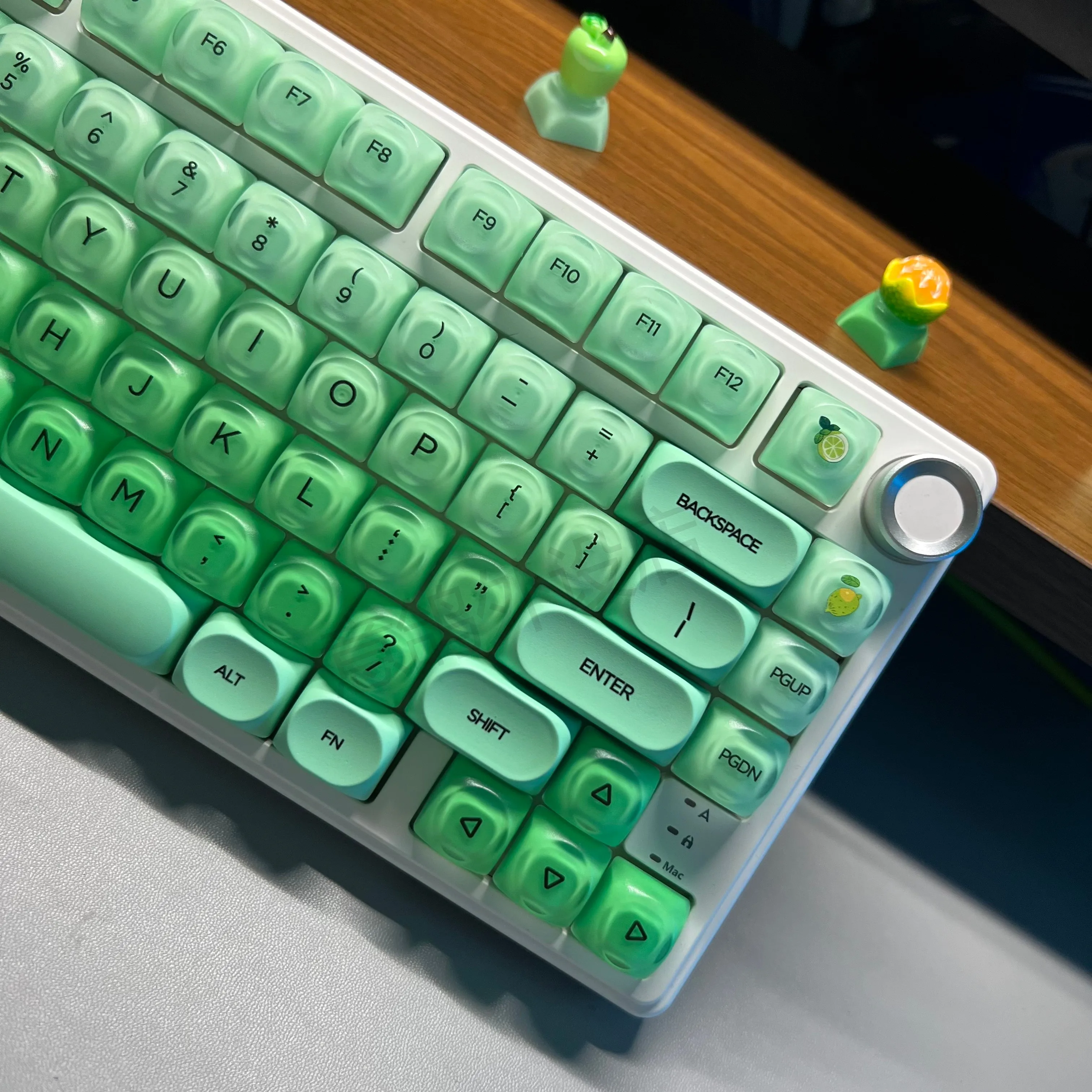 Juego de teclas pequeñas de gelatina de lima, Material PBT + PC, teclas translúcidas redondas bonitas verdes para teclado mecánico 61/68/75/87/98/108 - imagen 3