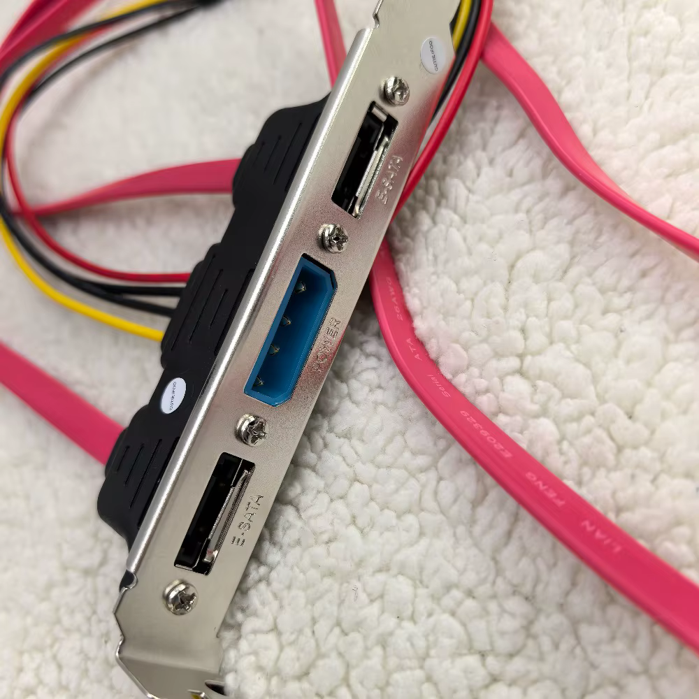 Adaptador SATA a eSATA con alimentación Molex para disco duro externo - imagen 5