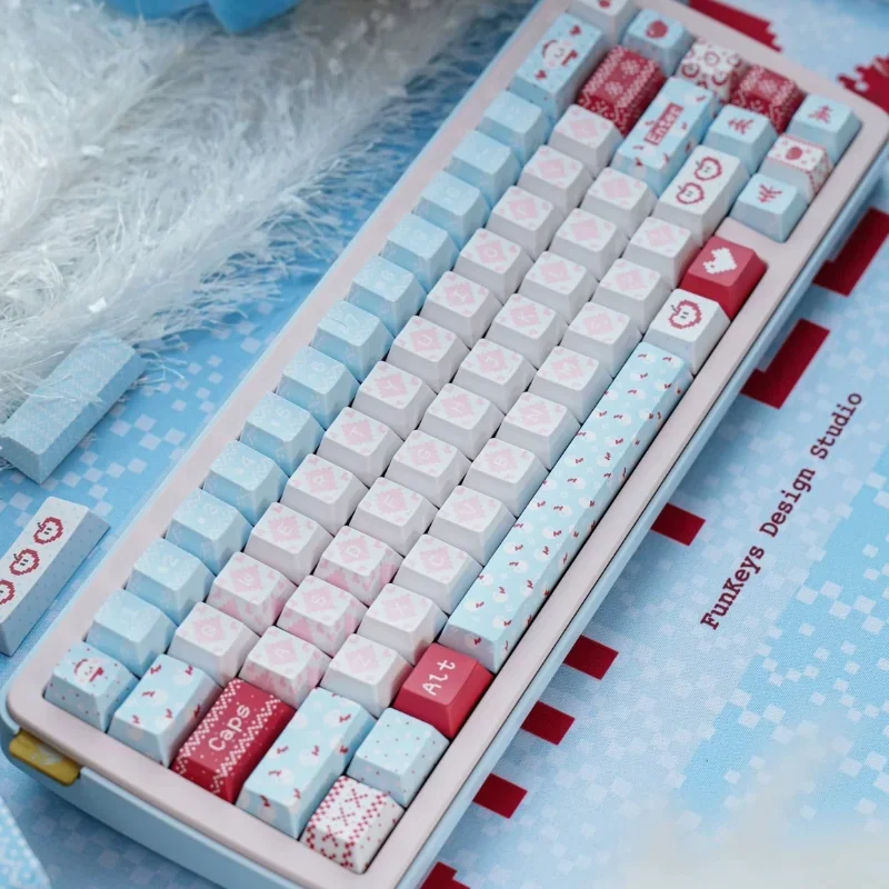 Teclas con tema de invierno de manzana esmerilada, perfil de cereza, sublimación de calor PBT, teclas bonitas de color azul y rosa, barra espacial de 2,25/2,75 U, diseño de Alicia - imagen 3