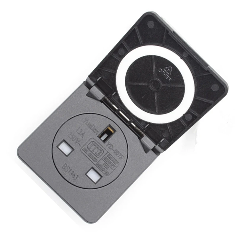 1PCS UK British Singapore IP54 Waterproof Industrial Socket 13A 250V IP44 AC Power Socket Power Connector Plug Socket with Cover - imagen 2