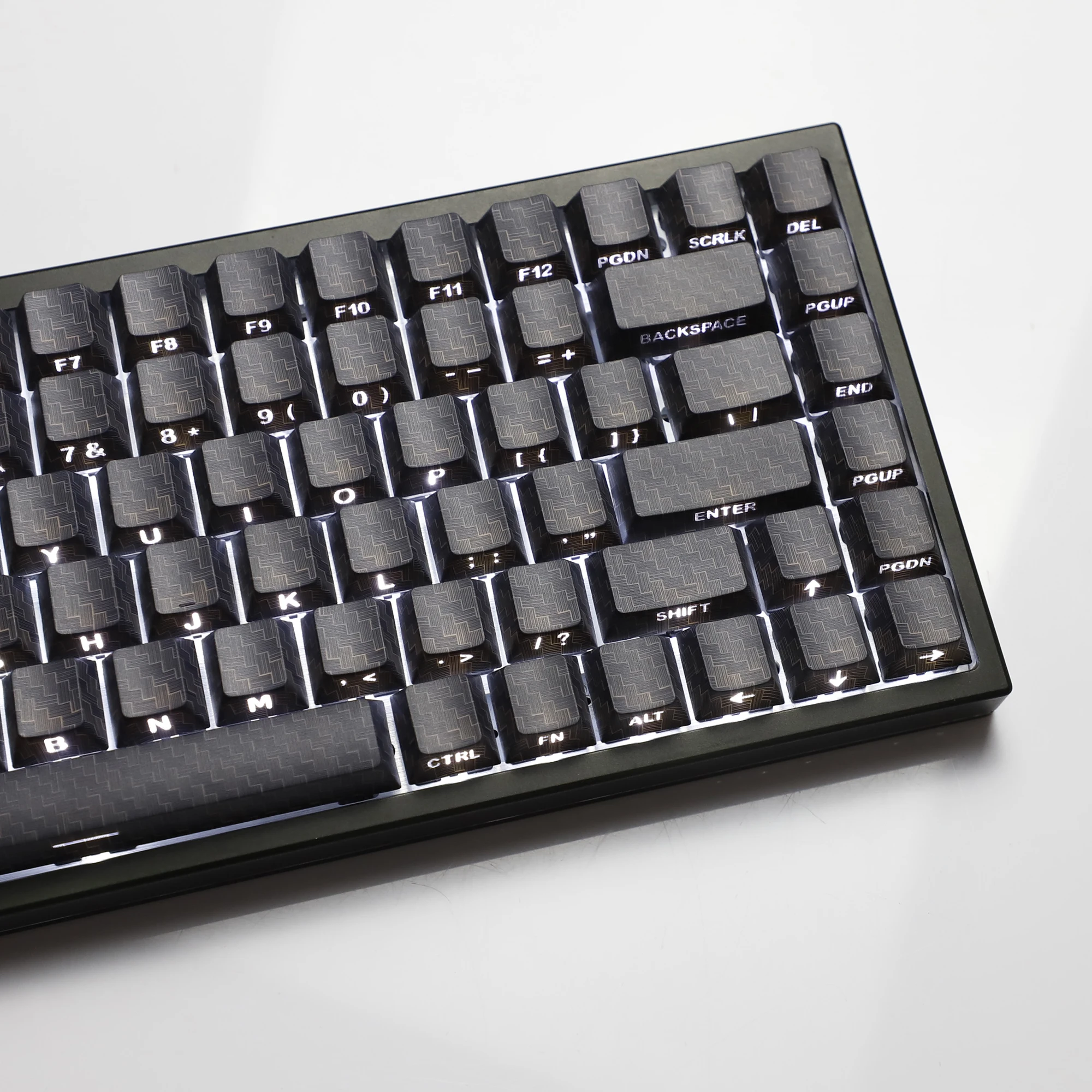 YMDK 100 teclas con textura de fibra de carbono, teclas personalizadas con perfil de cereza PBT lateral negro para teclados mecánicos MX 61/64/68/84/87 - imagen 5