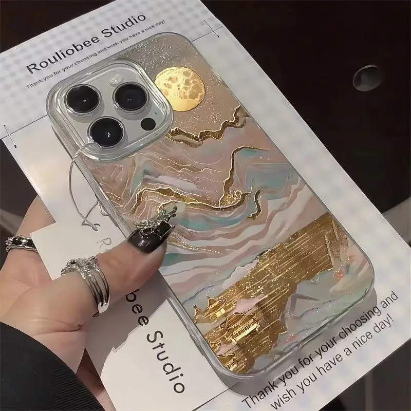 Funda de teléfono dorada y azul Snow Mountain para iPhone 16 15 14 13 12 11 Pro Max X Xs XR XSMax 8 6 6s Plus cubierta trasera con textura de plumas