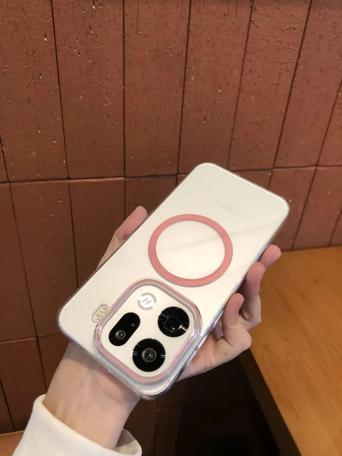 Para OPPO Find X9 Pro funda dura PCtransparente carga inalámbrica magnética cubierta protectora trasera luminosa para encontrar X9 X9Pro Shell - imagen 4