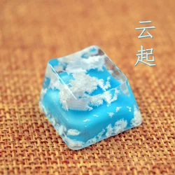 Keycap de Resina Artesanal MX OEM R4 – Cometa Arcoíris